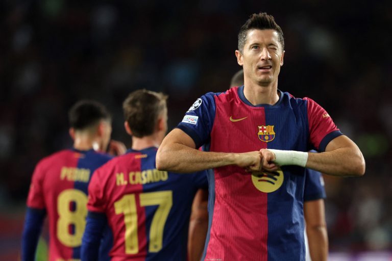 Barcelona wygrała w Lidze Mistrzów. 2 gole Lewandowskiego